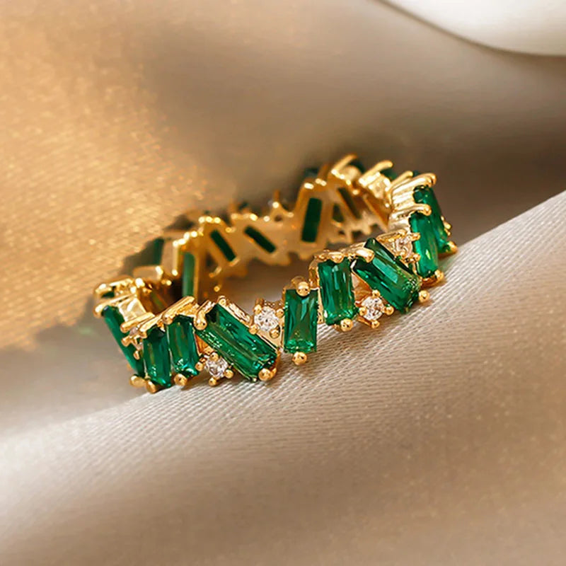 Q490 Emerald Cut Diamond Eternity Band Ring 18K Gold Filled Women'S Engagement Fine Jewelry Gypsy Setting Geometric Design